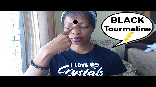 Use Black Tourmaline to OPEN Your Third Eye 👁️ (5 Mins) Easy Exercise.