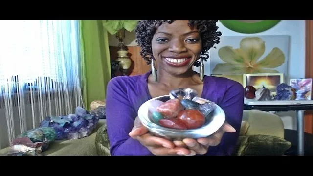 How To CHOOSE The (RIGHT) Healing Crystals - 3 POWERFUL TIPS!