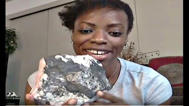 RHODONITE Crystal: Powerful Emotional Balance, Stress, Anxiety Removal Crystal